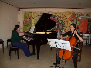 Eleonora Kojucharov al pianoforte, Martina Bertoni al violoncello