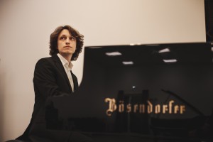 img_6446carloalberto_yamahavillage_pianista_160323